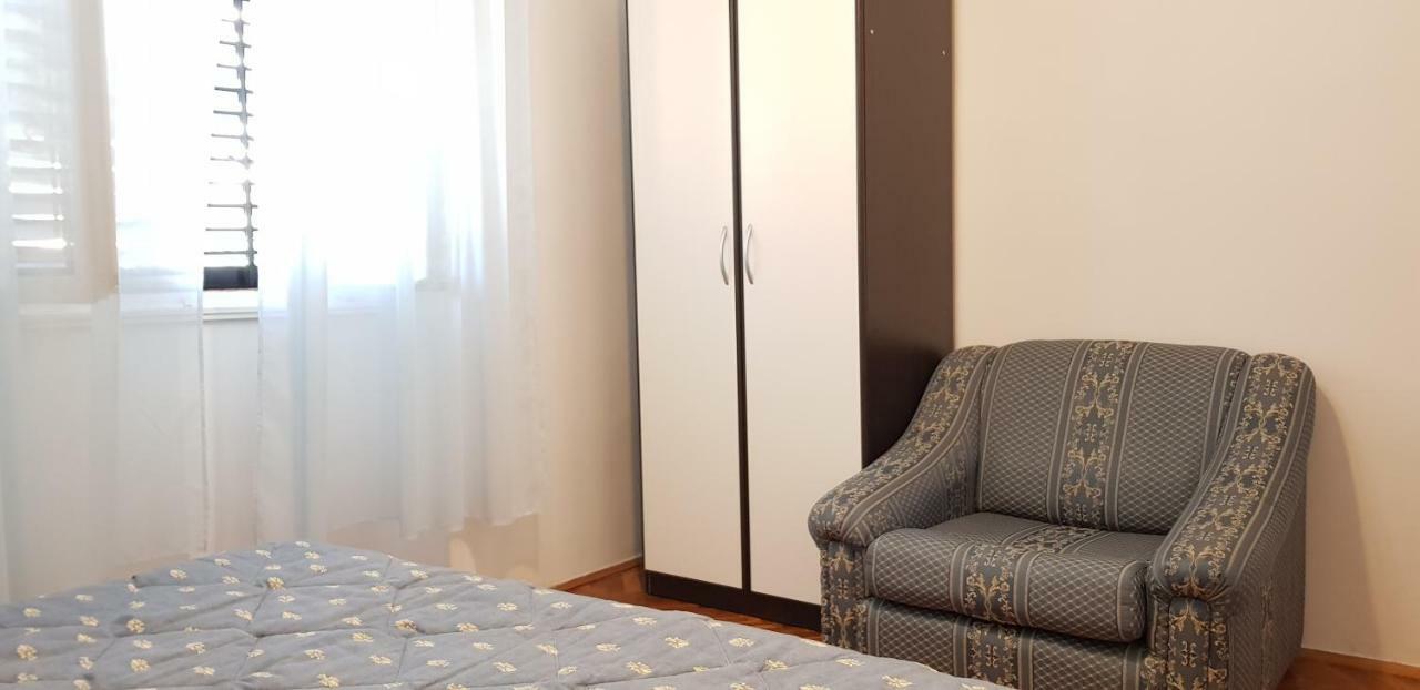 Apartments Milica Umag Exterior photo